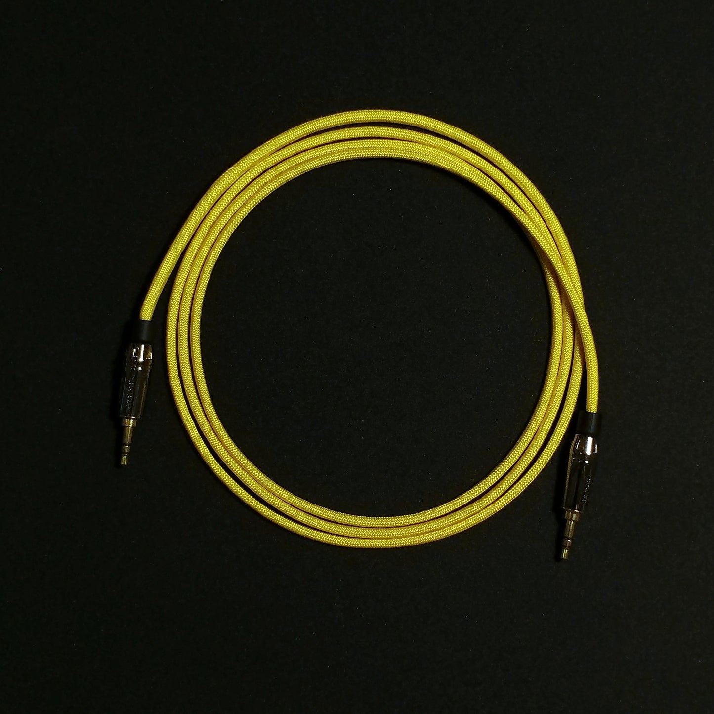 3.5mm - AUX Cable - Authentic